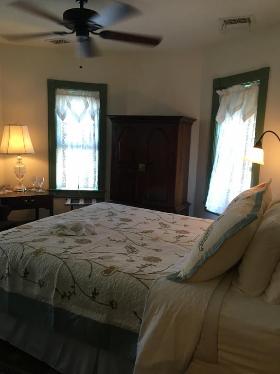 سانت مايكلز Parsonage Inn Bed And Breakfast المظهر الخارجي الصورة