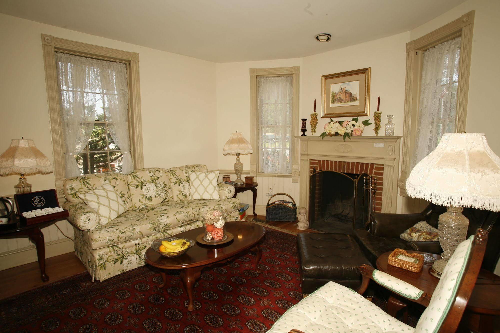 سانت مايكلز Parsonage Inn Bed And Breakfast المظهر الخارجي الصورة