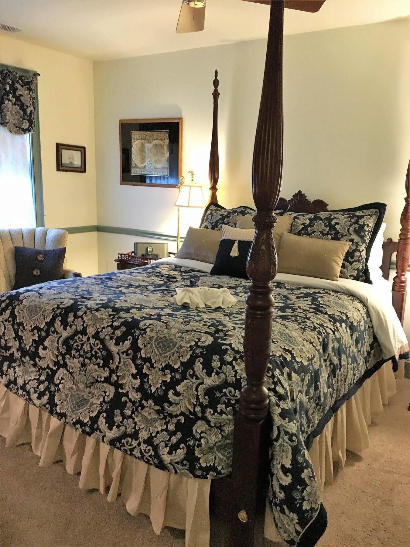 سانت مايكلز Parsonage Inn Bed And Breakfast المظهر الخارجي الصورة