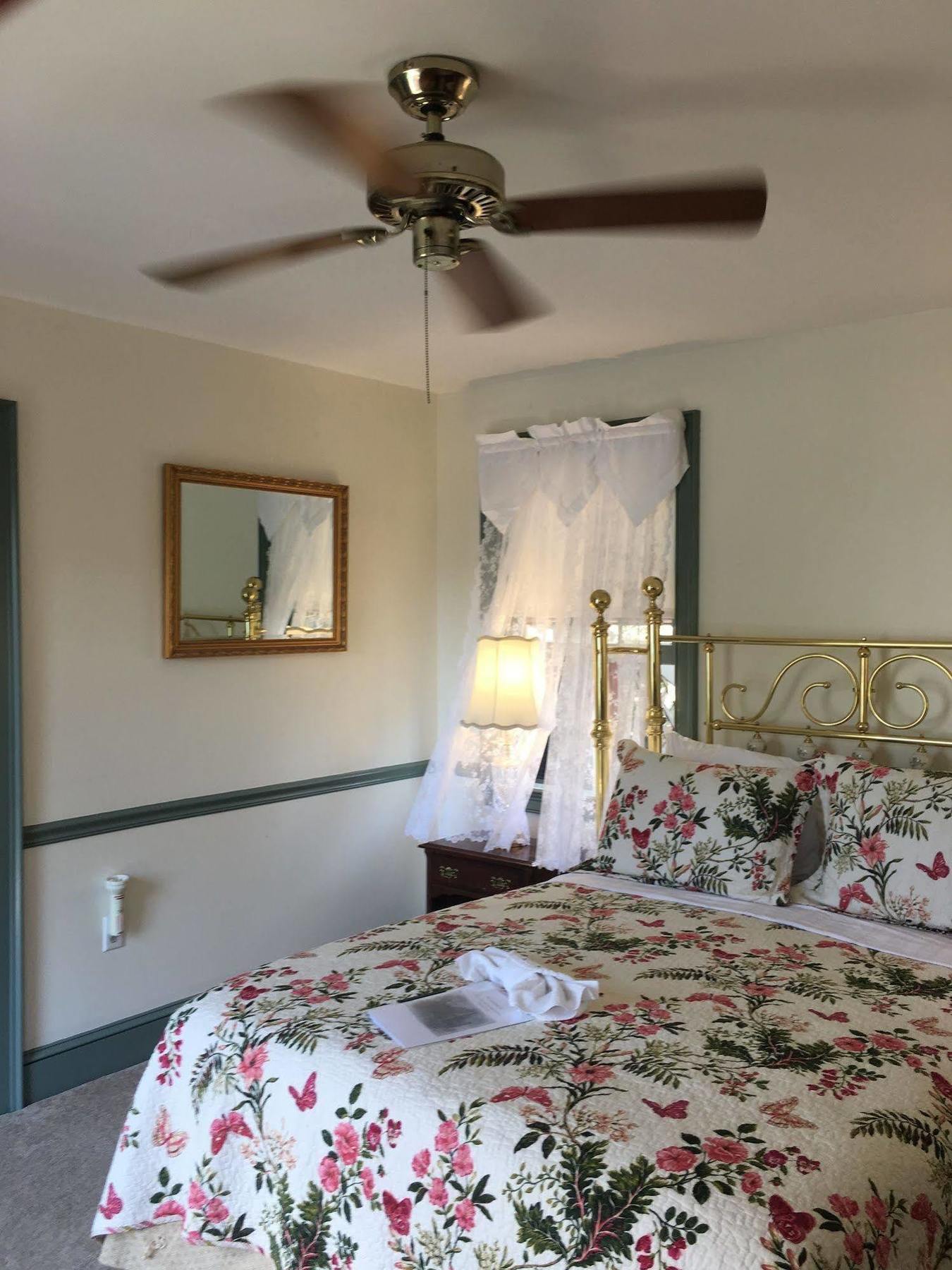 سانت مايكلز Parsonage Inn Bed And Breakfast المظهر الخارجي الصورة